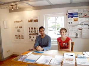 Junge Bisinger teilen sich die Aufsicht im Heimatmuseum Bisingen -1