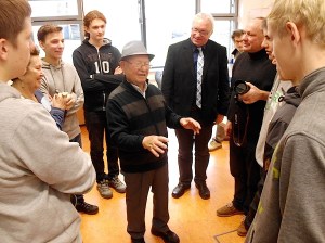 Verein Gedenkstätten KZ Bisngen 10jähriges Bisinger Schulen 29.11.2013 -8
