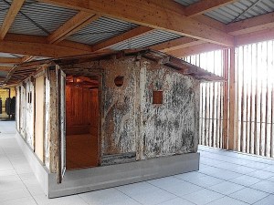 Eine ehemalige  "Kranken"-Baracke 