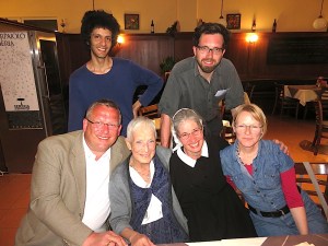 Kameramann Arjun Talwar, Redgisseur Lukas Zünd, Joachim Krüger, Uta Hentsch, Sr. Silvia Pauli, Franziska Blum